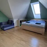 Cztery Pory Roku Ferienhaus