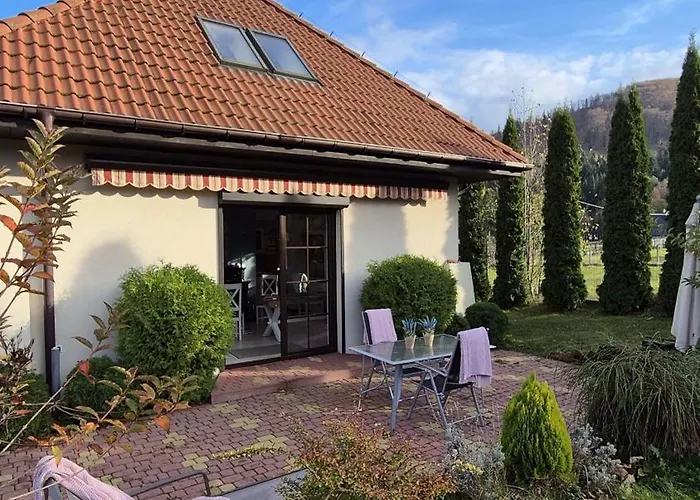 Cztery Pory Roku בית נופש