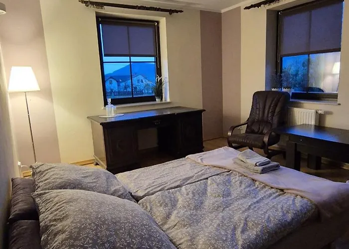 Cztery Pory Roku בית נופש